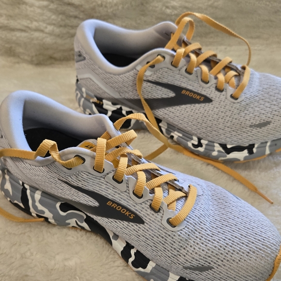 Brooks Ghost 15 Sunflower Camo - Picture 11 of 16